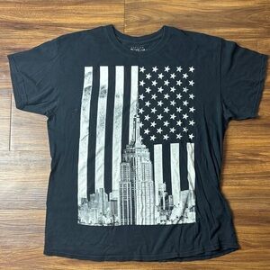 Black Urban Skyline Graphic Tee men’s size L